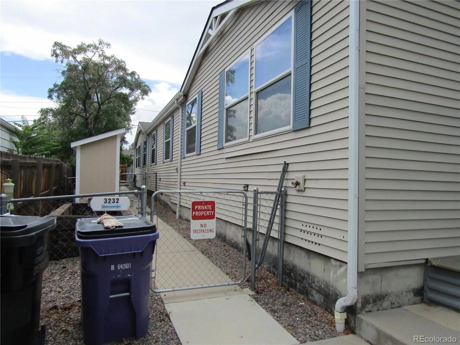 3232 W Custer Place Denver CO 80219 | MLS #REC4871888 08262026000601 1600 1