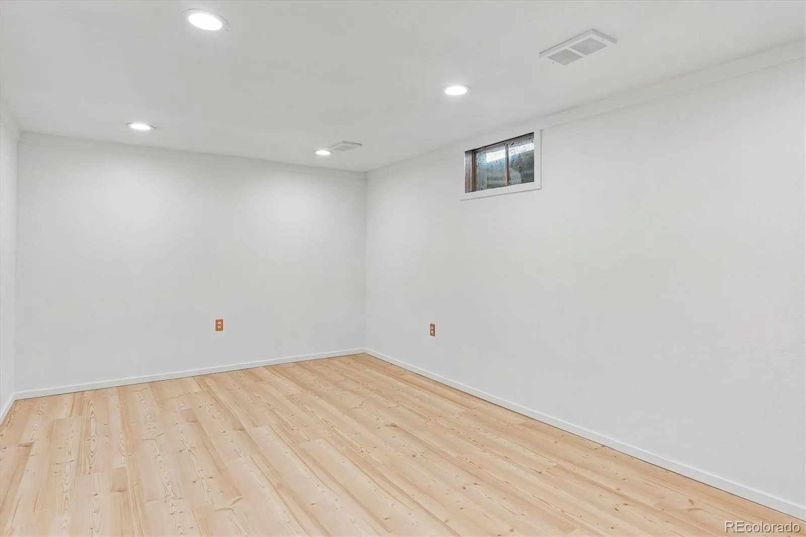 04162026202116 1600 12