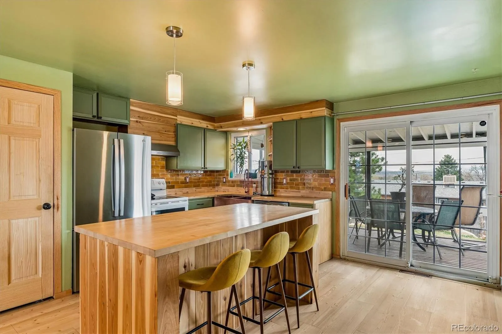 04162026202116 1600 6