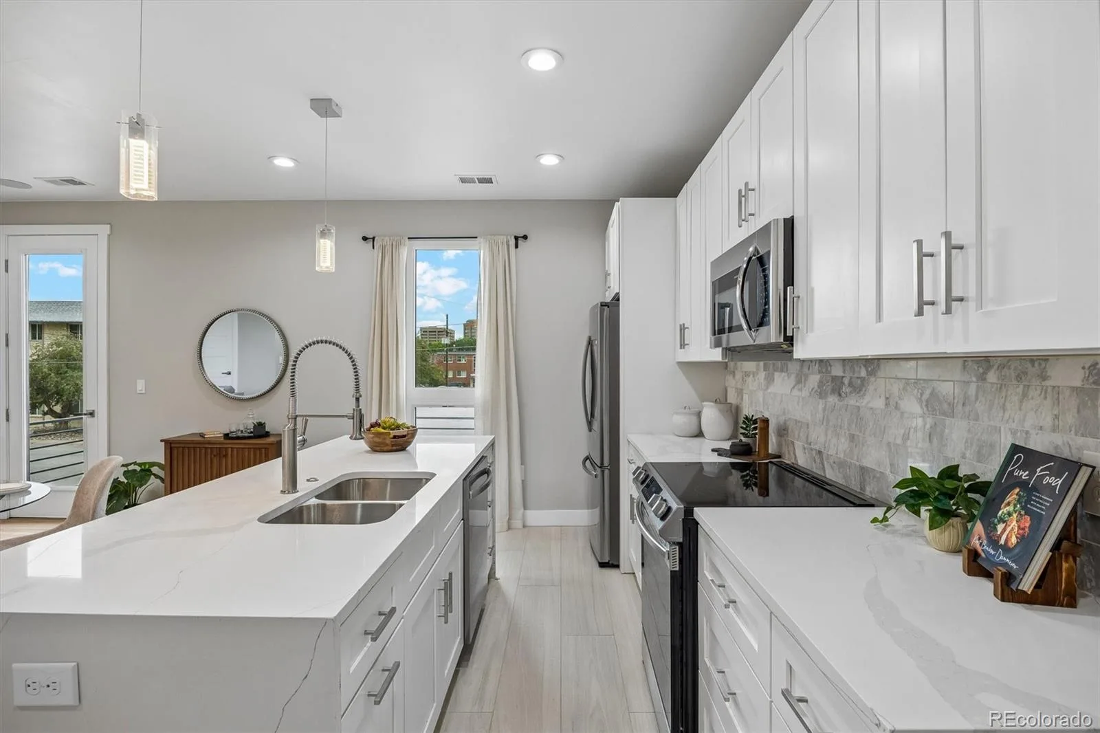 550 S Forest Street #202 #2 Denver CO 80246 MLS #REC4875371 06092026000259 1600 12