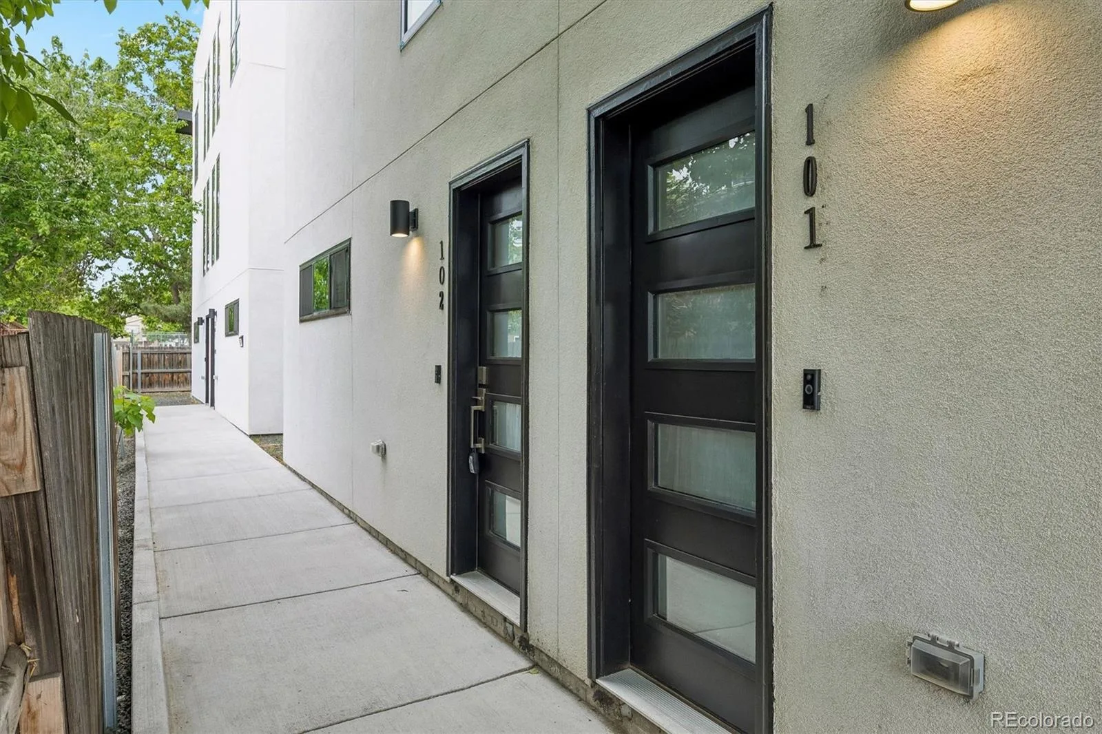 550 S Forest Street #202 #2 Denver CO 80246 MLS #REC4875371 06092026000259 1600 2