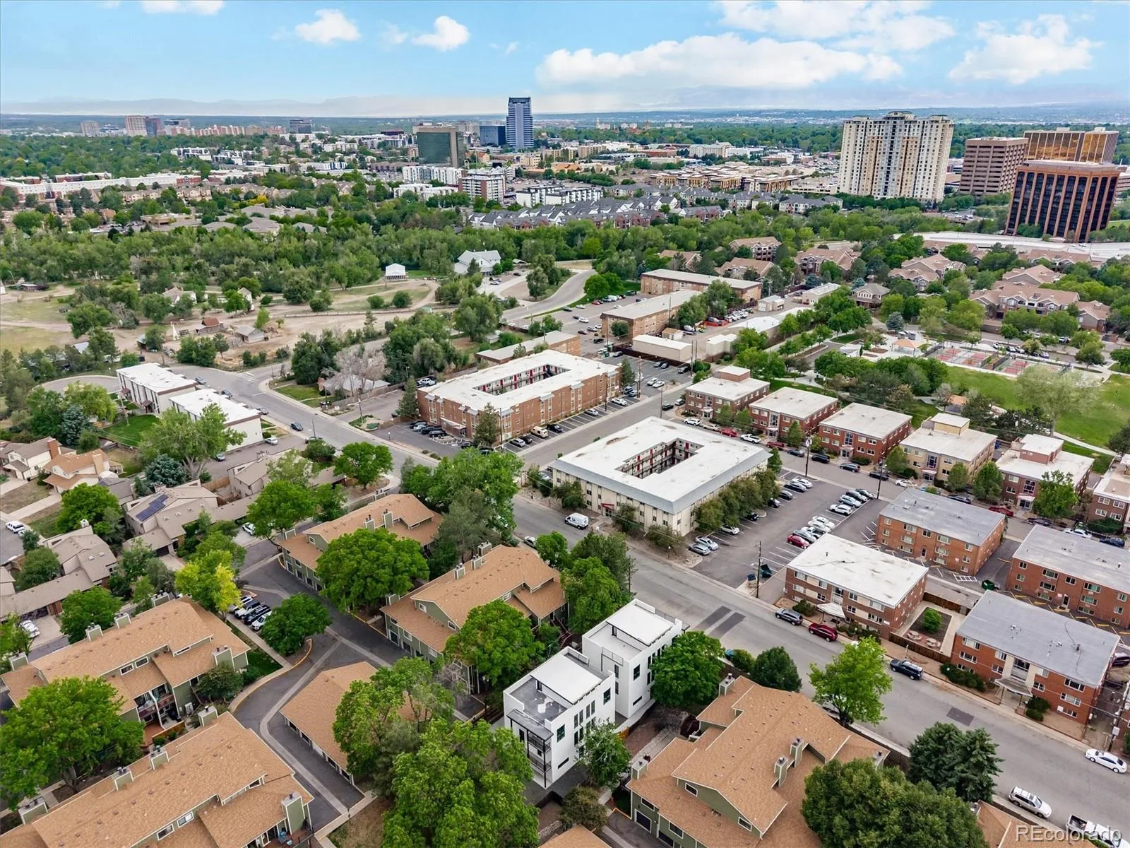 550 S Forest Street #202 #2 Denver CO 80246 MLS #REC4875371 06092026000259 1600 33