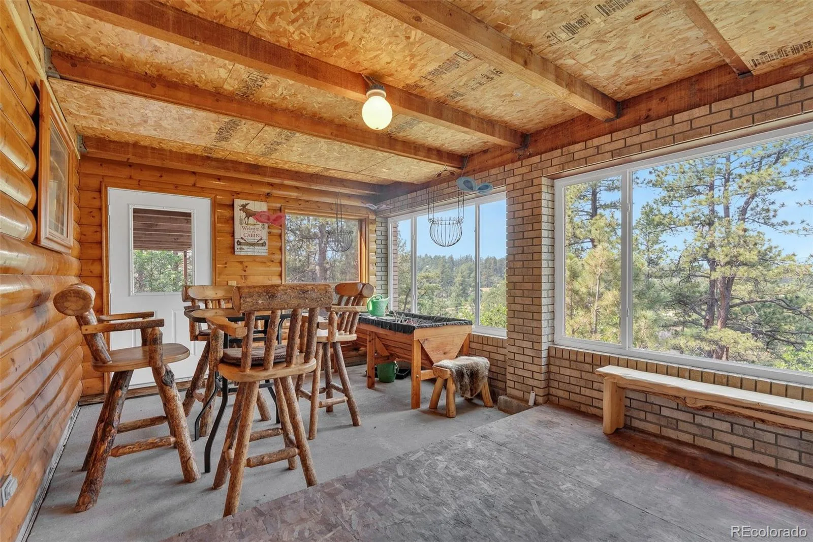 915 N Bluff Drive Franktown CO 80116 | MLS #REC4878970 08062026164416 1600 32