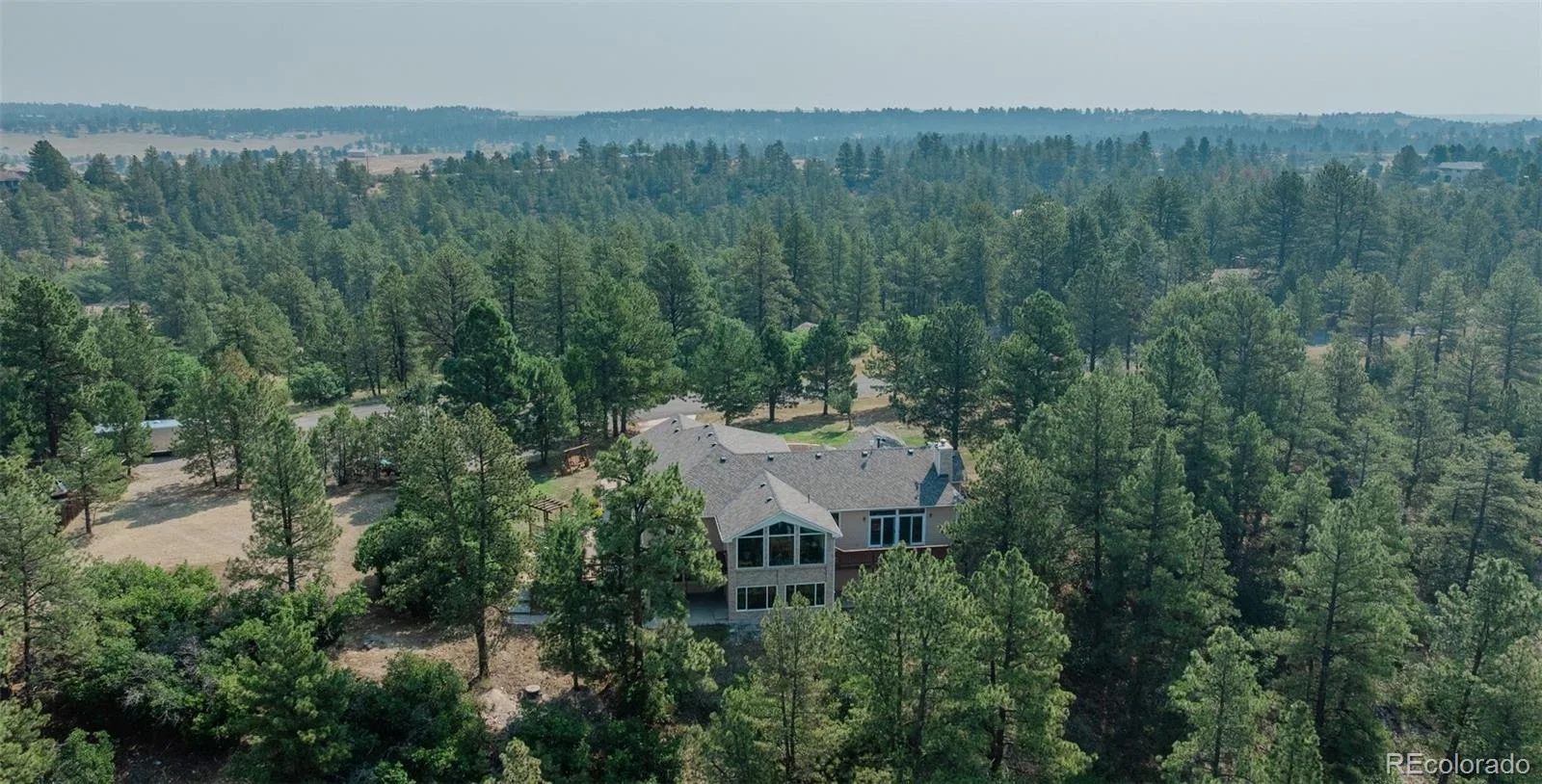 915 N Bluff Drive Franktown CO 80116 | MLS #REC4878970 08062026164416 1600 36