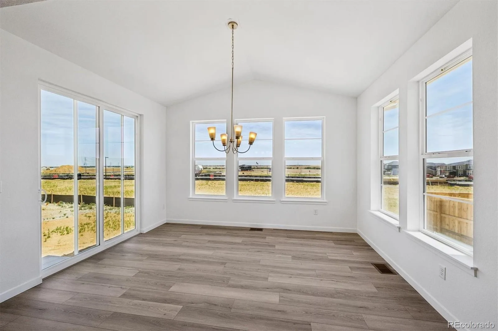 25131 E Evans Drive Aurora CO 80018 | MLS #REC4881878 06222026214228 1600 10