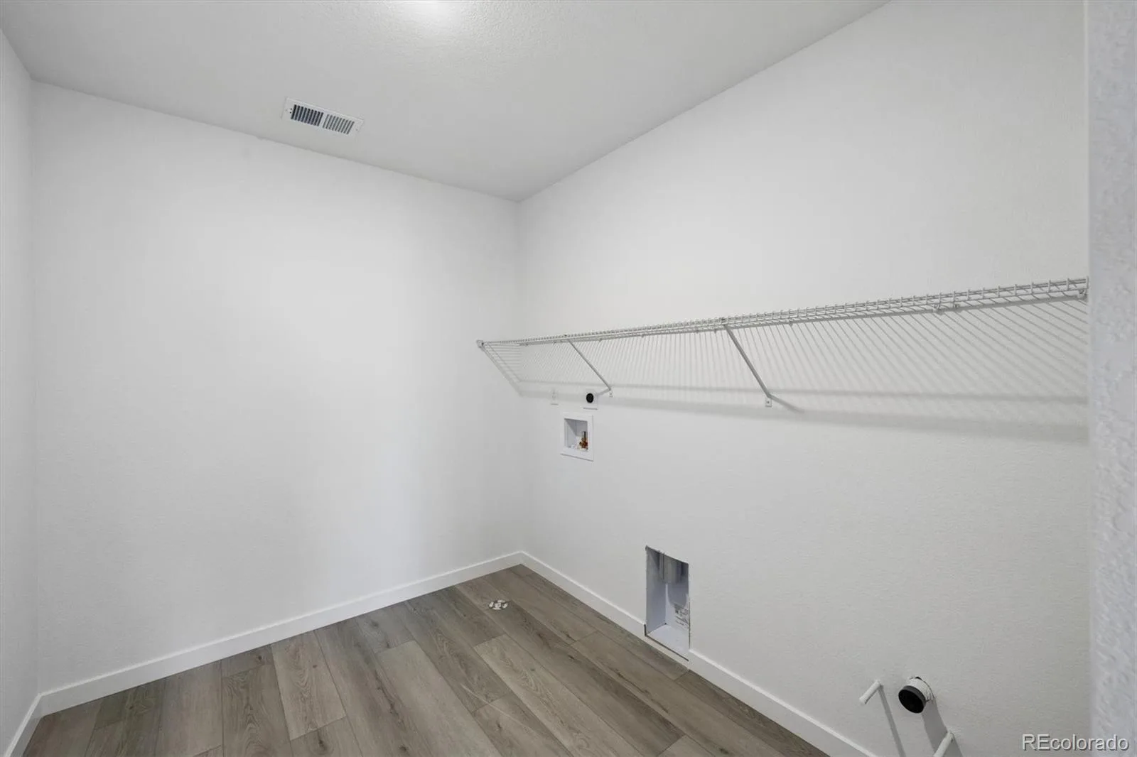 25131 E Evans Drive Aurora CO 80018 | MLS #REC4881878 06222026214228 1600 18