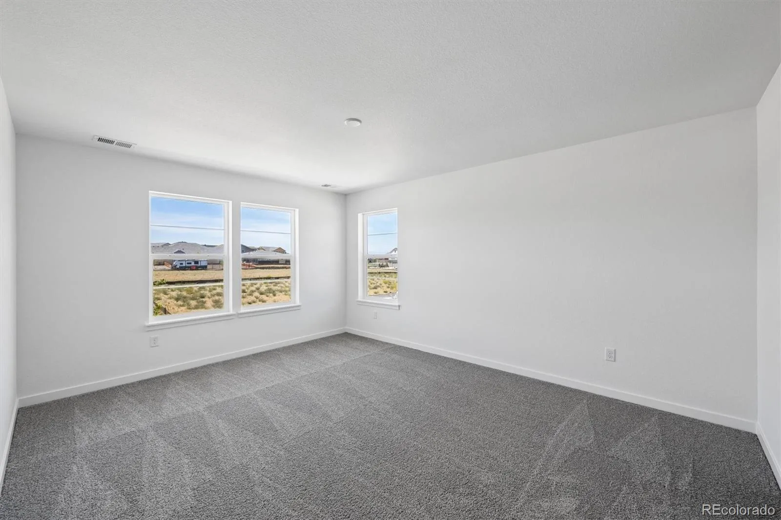 25131 E Evans Drive Aurora CO 80018 | MLS #REC4881878 06222026214228 1600 19