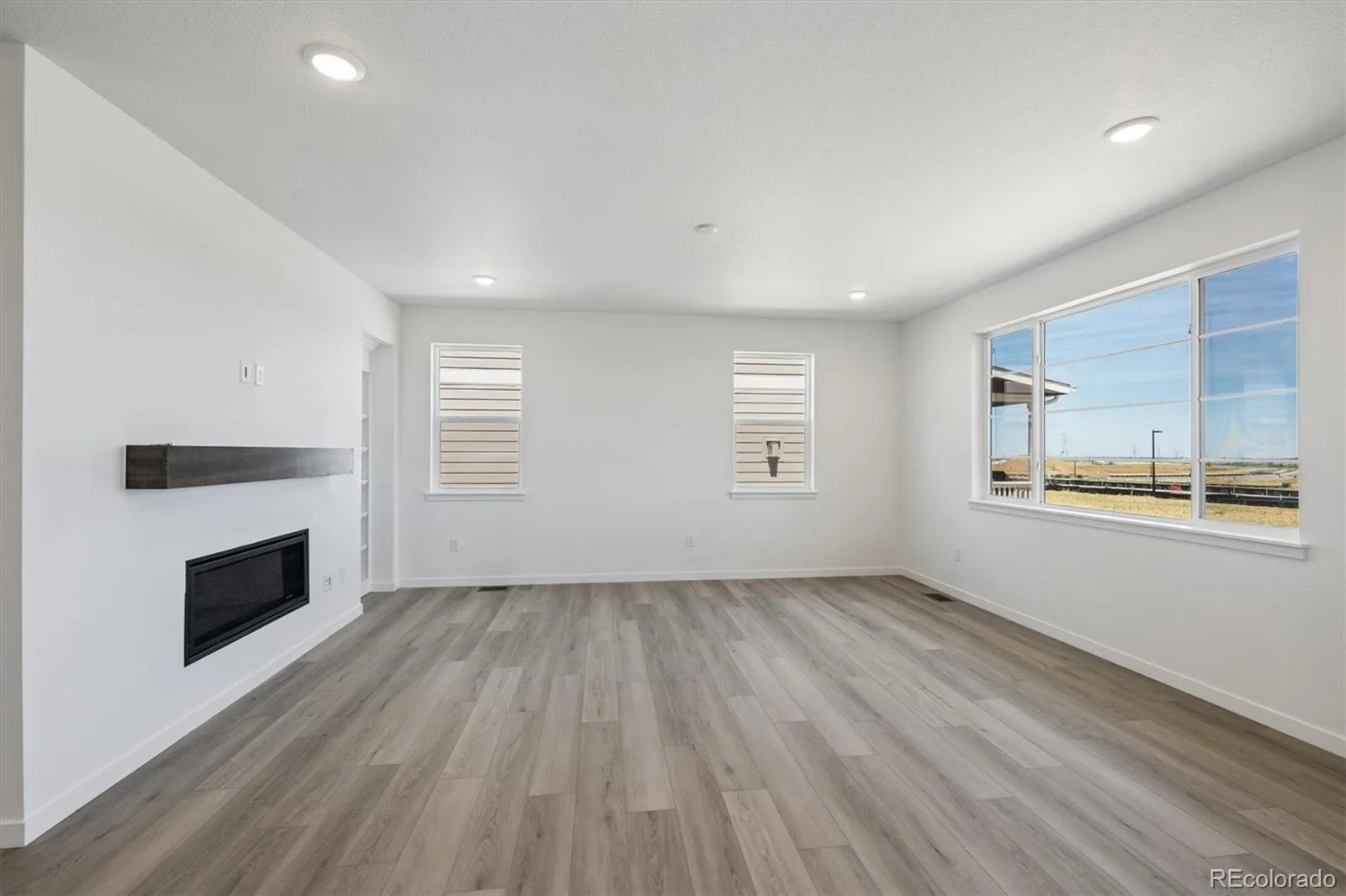 25131 E Evans Drive Aurora CO 80018 | MLS #REC4881878 06222026214228 1600 5