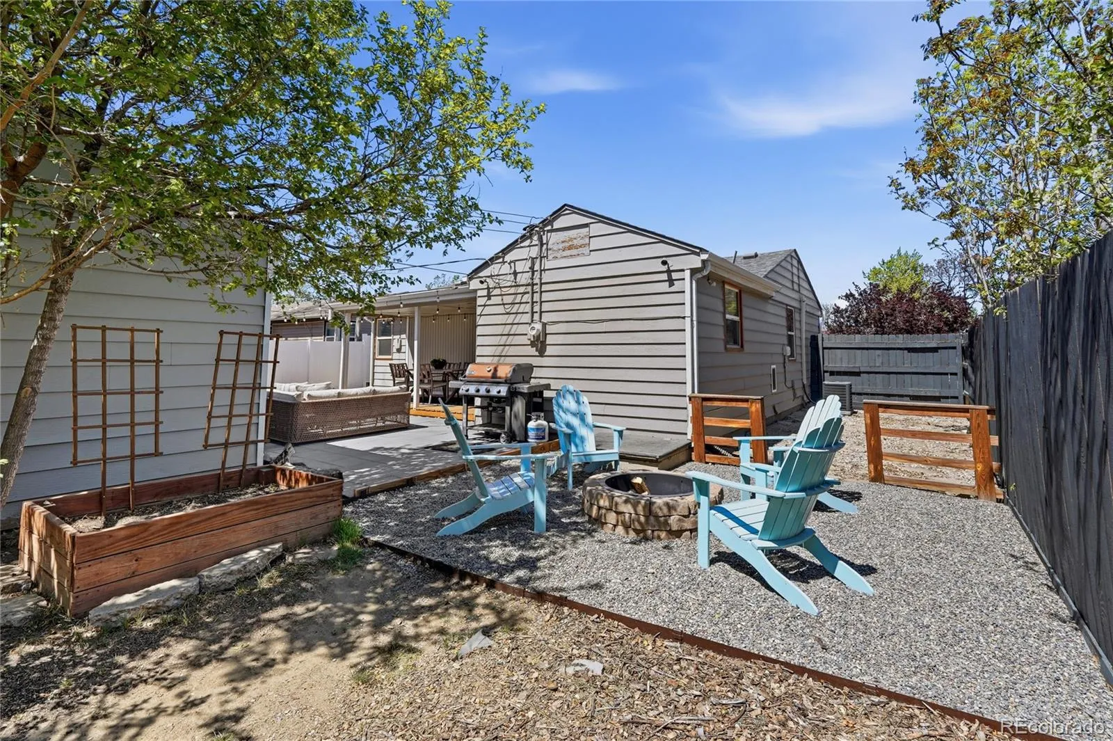 04172026213229 1600 32