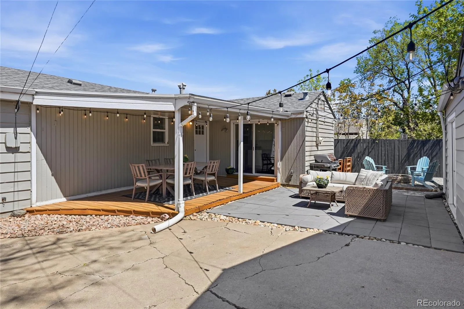 04172026213229 1600 33