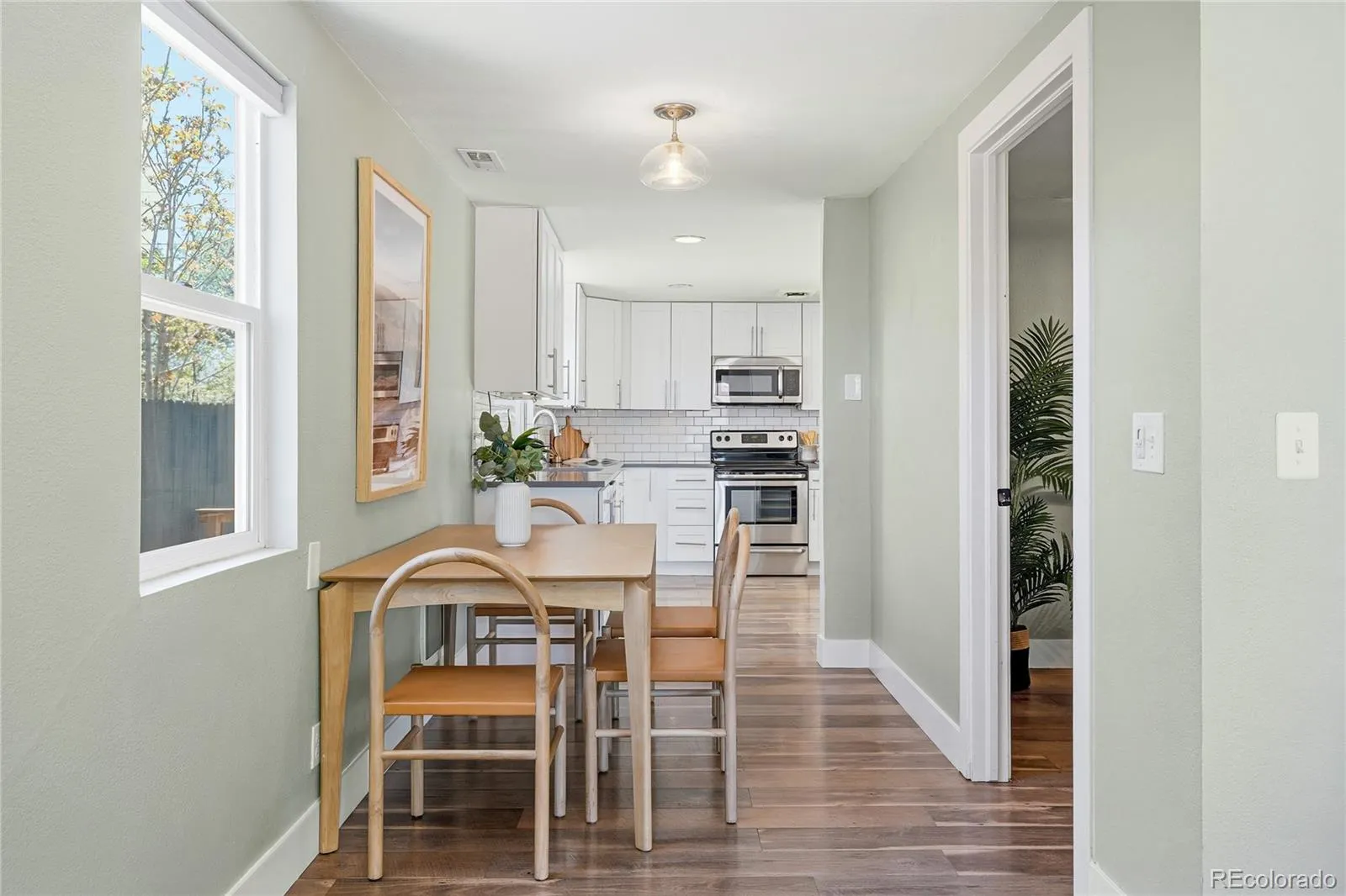 04172026213229 1600 8