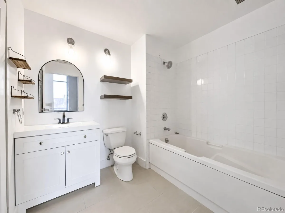 2000 Arapahoe Street #202 Denver CO 80205 | MLS #REC4884592 08282026163609 1200 15