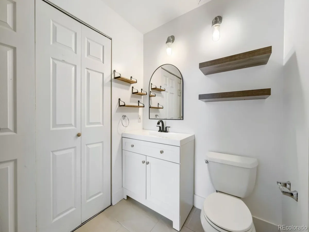 2000 Arapahoe Street #202 Denver CO 80205 | MLS #REC4884592 08282026163609 1200 16