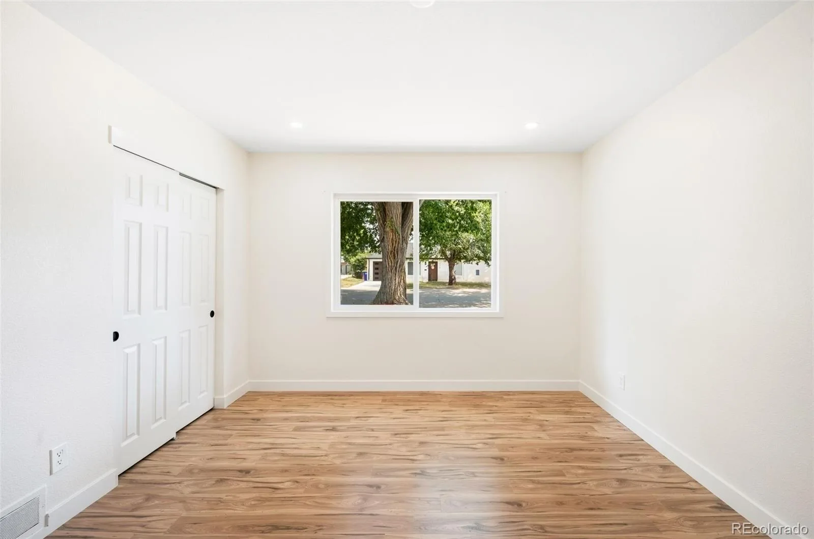769 Troy Court Aurora CO 80011 MLS #REC4885205 07122026052655 1600 10