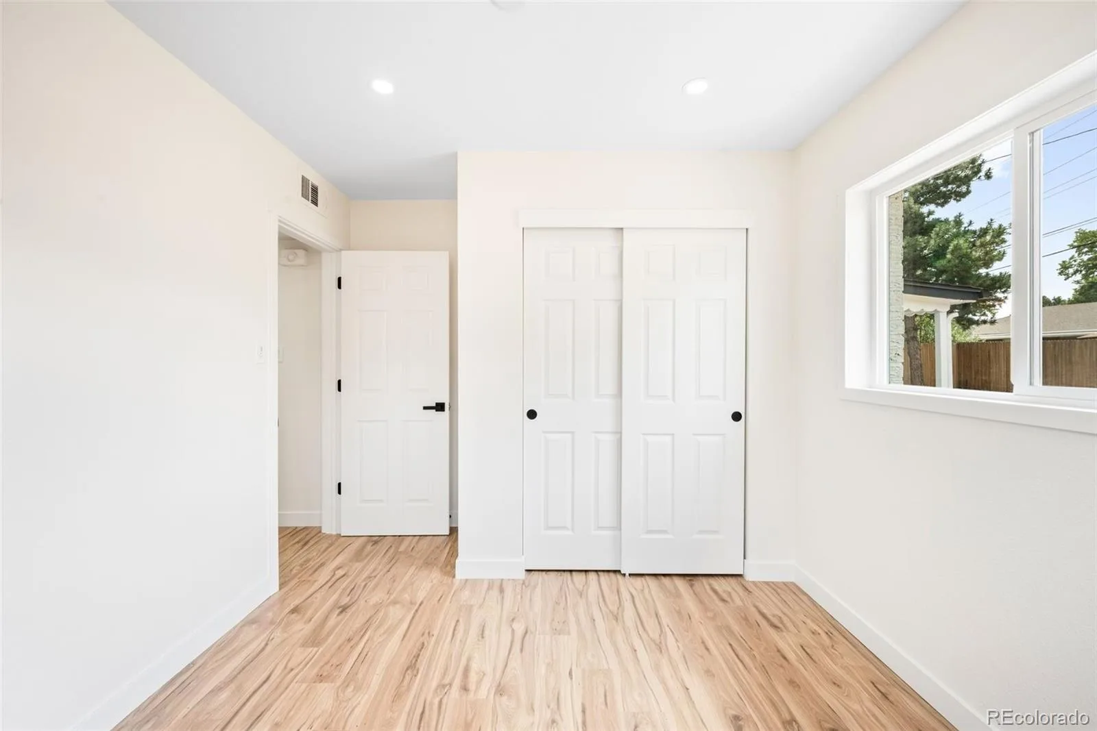 769 Troy Court Aurora CO 80011 MLS #REC4885205 07122026052655 1600 12