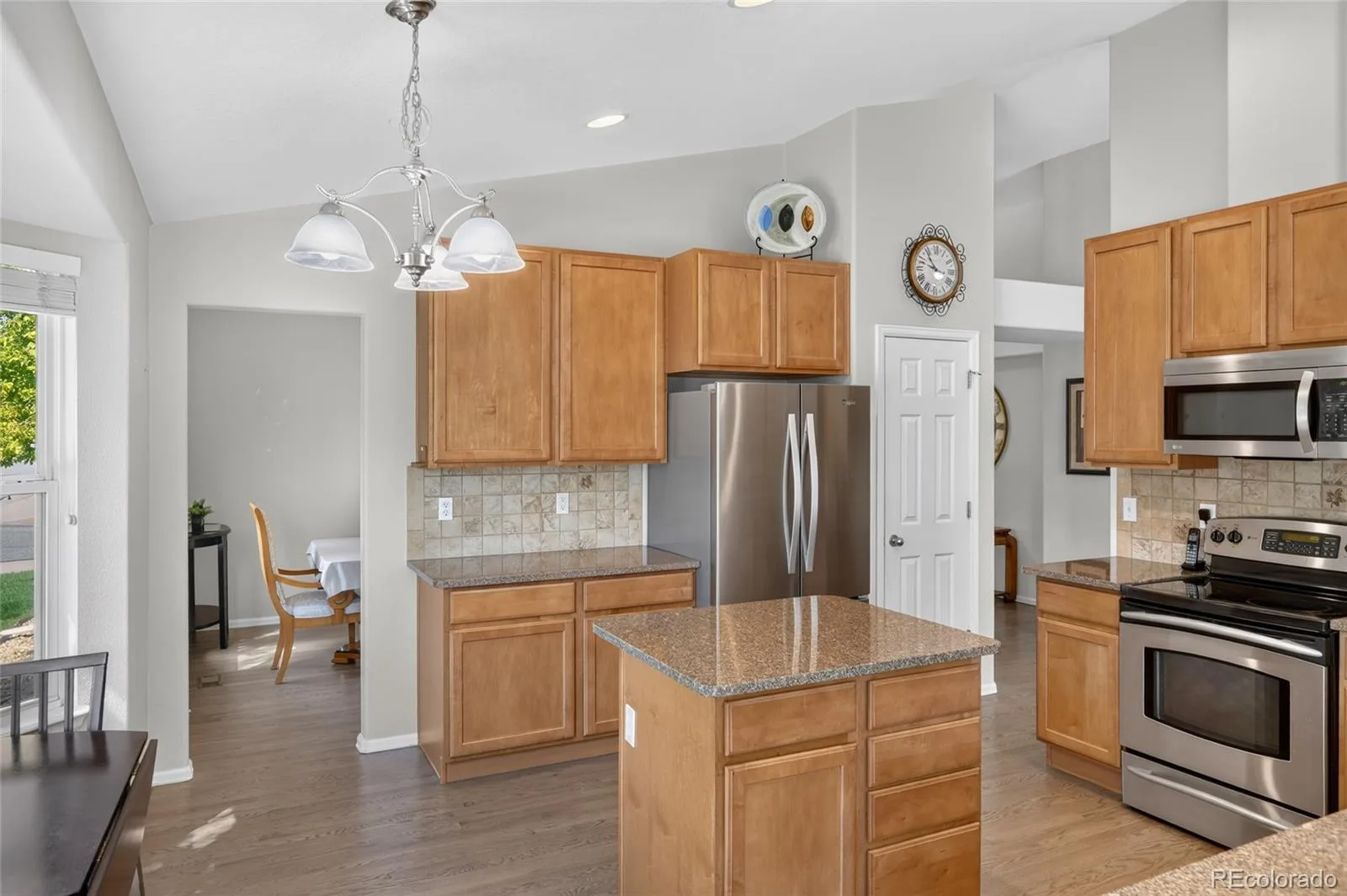 4822 S Upham Court Littleton CO 80123 | MLS #REC4886499 08282026163614 1600 3