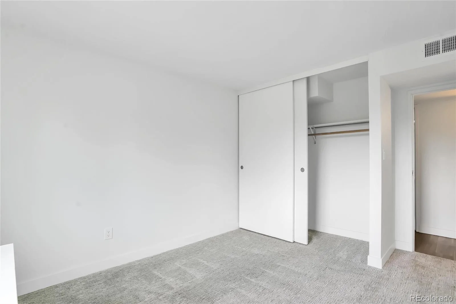 4400 S Quebec Street #B206 Denver CO 80237 MLS #REC4888695 06092026000254 1600 7