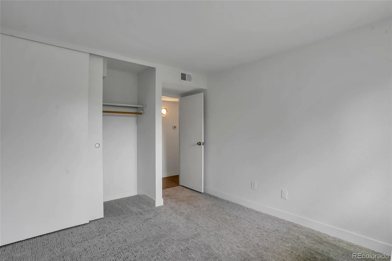 4400 S Quebec Street #B206 Denver CO 80237 MLS #REC4888695 06092026000254 1600 9