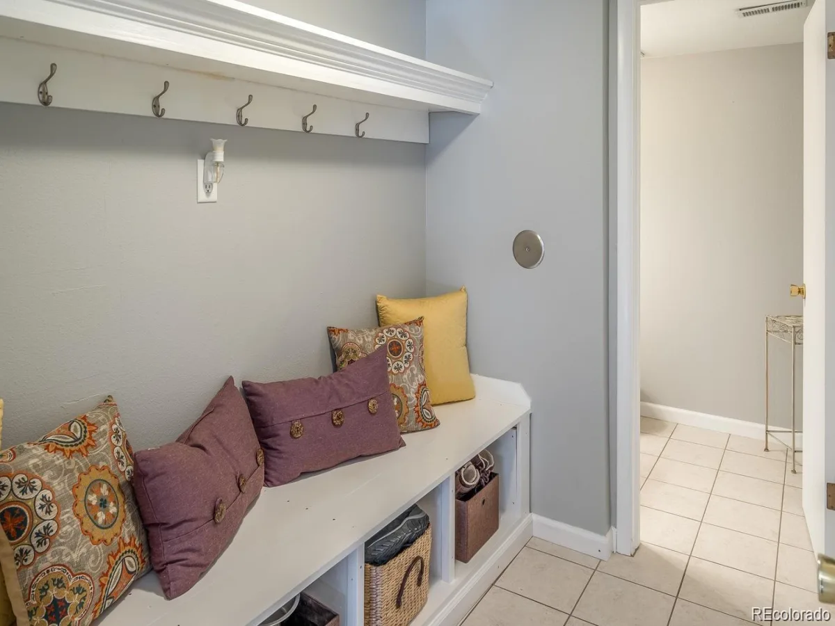 11996 E Oregon Circle Aurora CO 80012 | MLS #REC4889445 08182026220442 1200 25