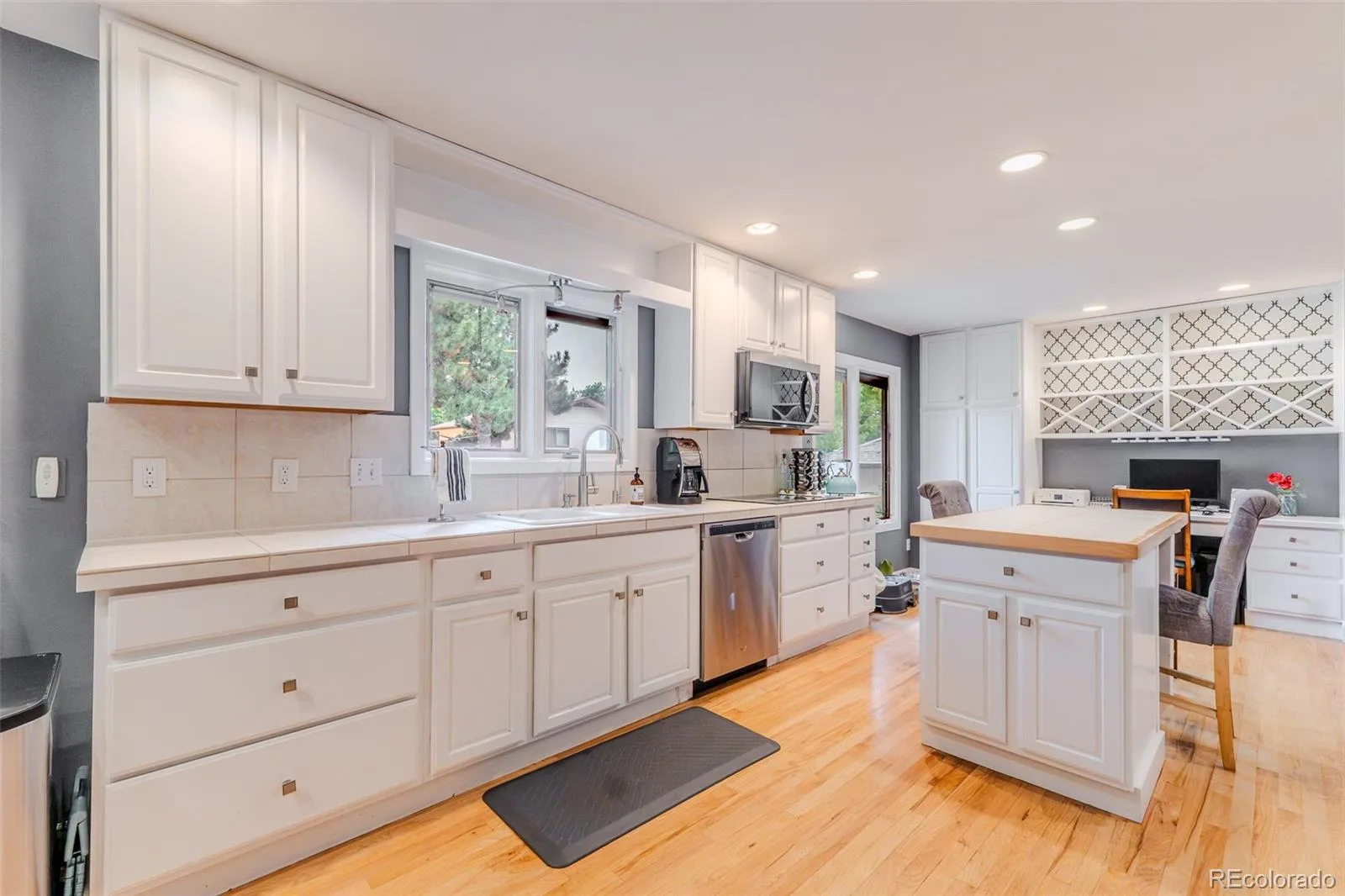 11996 E Oregon Circle Aurora CO 80012 | MLS #REC4889445 08182026220442 1600 11