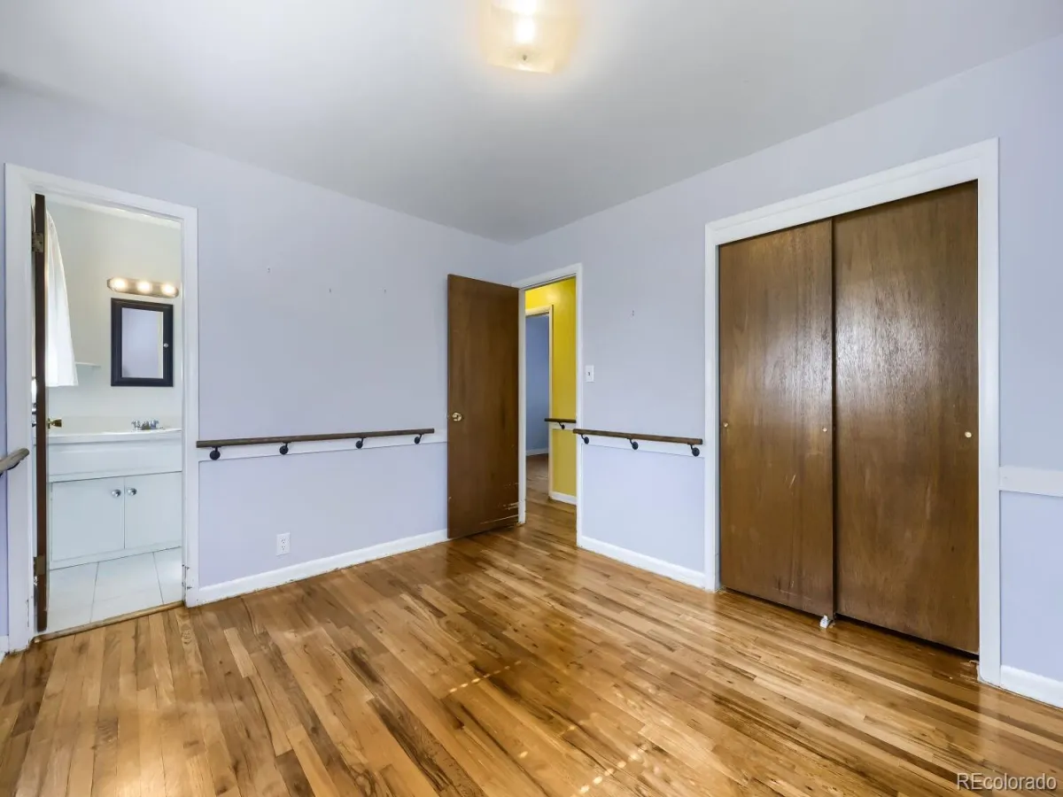 4736 S Perry Street Littleton CO 80123 MLS #REC4890916 05132026205748 1200 12