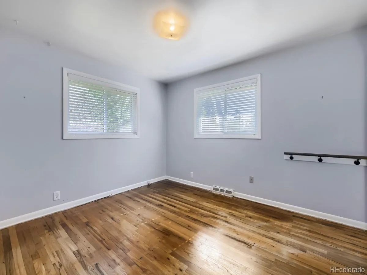 4736 S Perry Street Littleton CO 80123 MLS #REC4890916 05132026205748 1200 13