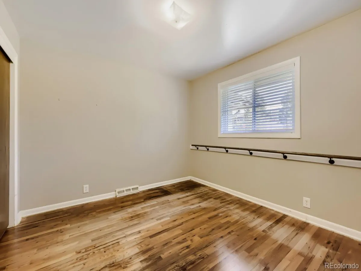 4736 S Perry Street Littleton CO 80123 MLS #REC4890916 05132026205748 1200 16