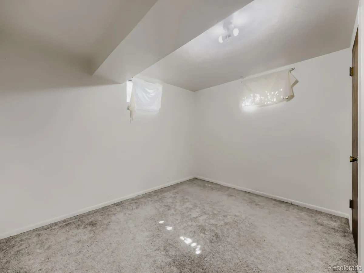 4736 S Perry Street Littleton CO 80123 MLS #REC4890916 05132026205748 1200 26