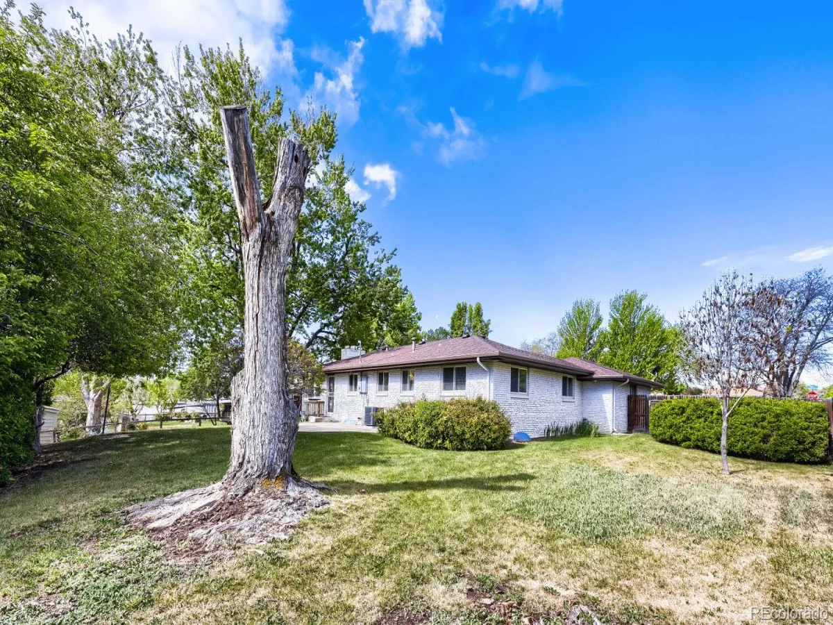 4736 S Perry Street Littleton CO 80123 MLS #REC4890916 05132026205748 1200 30