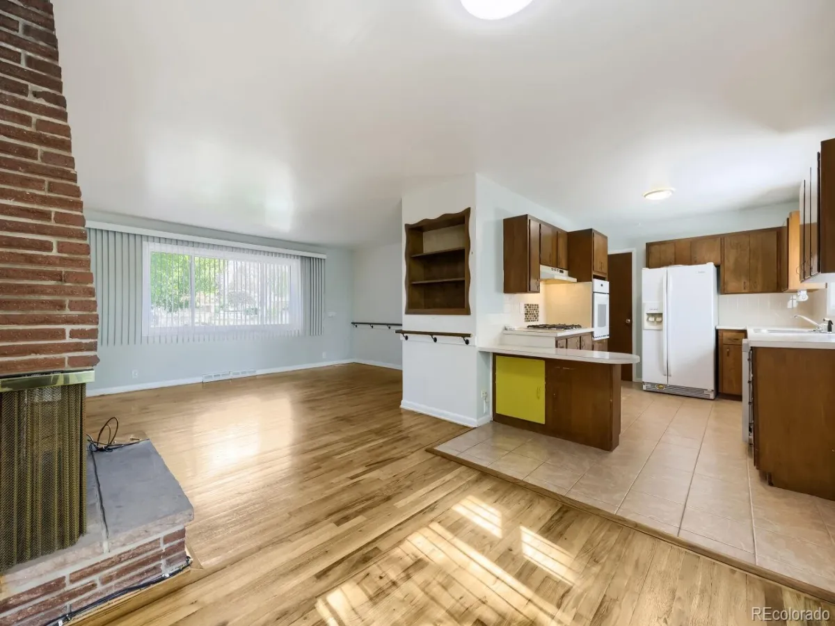 4736 S Perry Street Littleton CO 80123 MLS #REC4890916 05132026205748 1200 7
