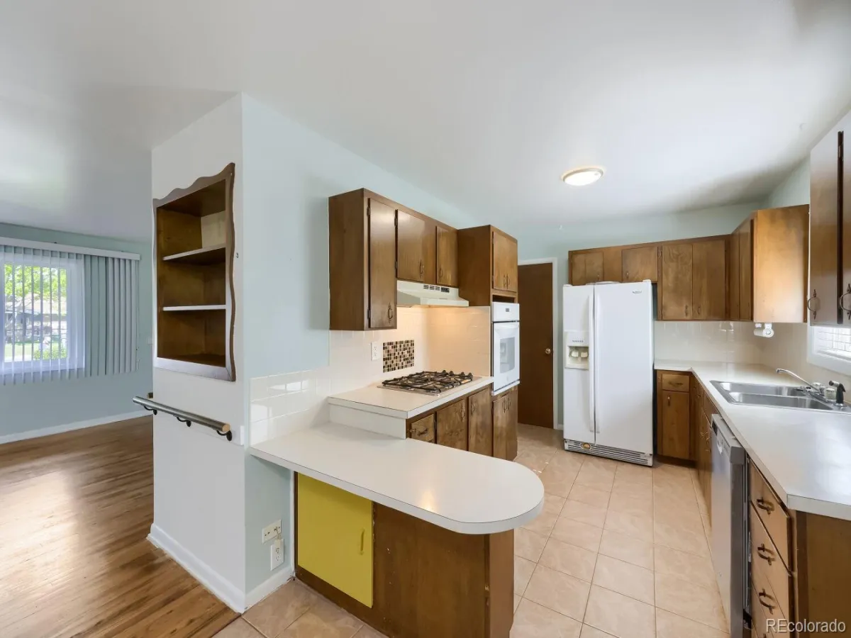 4736 S Perry Street Littleton CO 80123 MLS #REC4890916 05132026205748 1200 8