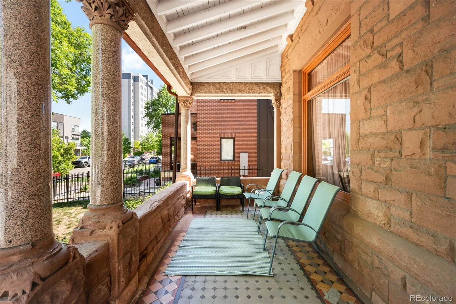 1763 N Williams St #202 Denver CO 80218 MLS #REC4891083 06022026211655 1600 23