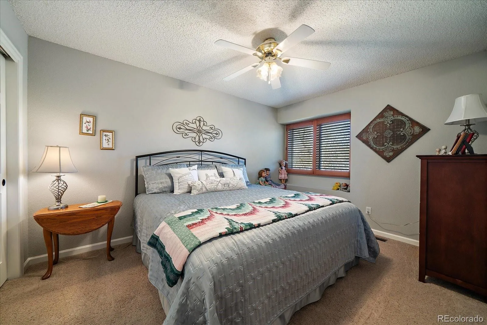 5852 S Danube Circle Aurora CO 80015 MLS #REC4892252 05142026211717 1600 23