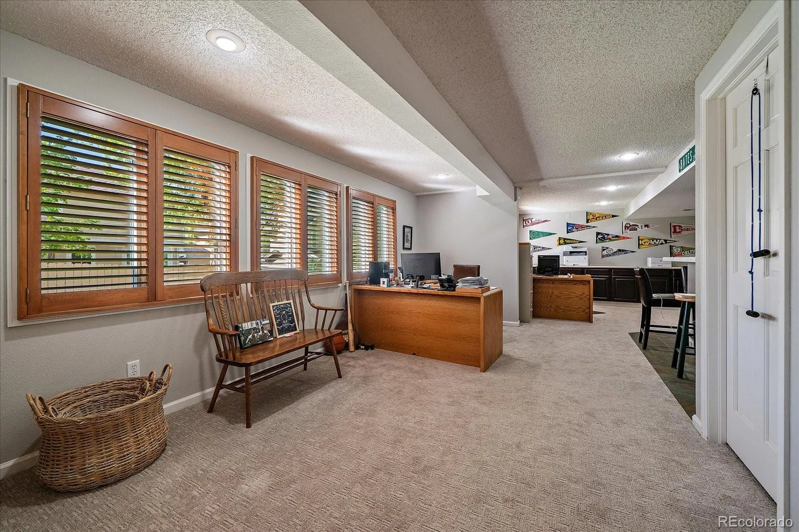 5852 S Danube Circle Aurora CO 80015 MLS #REC4892252 05142026211717 1600 30