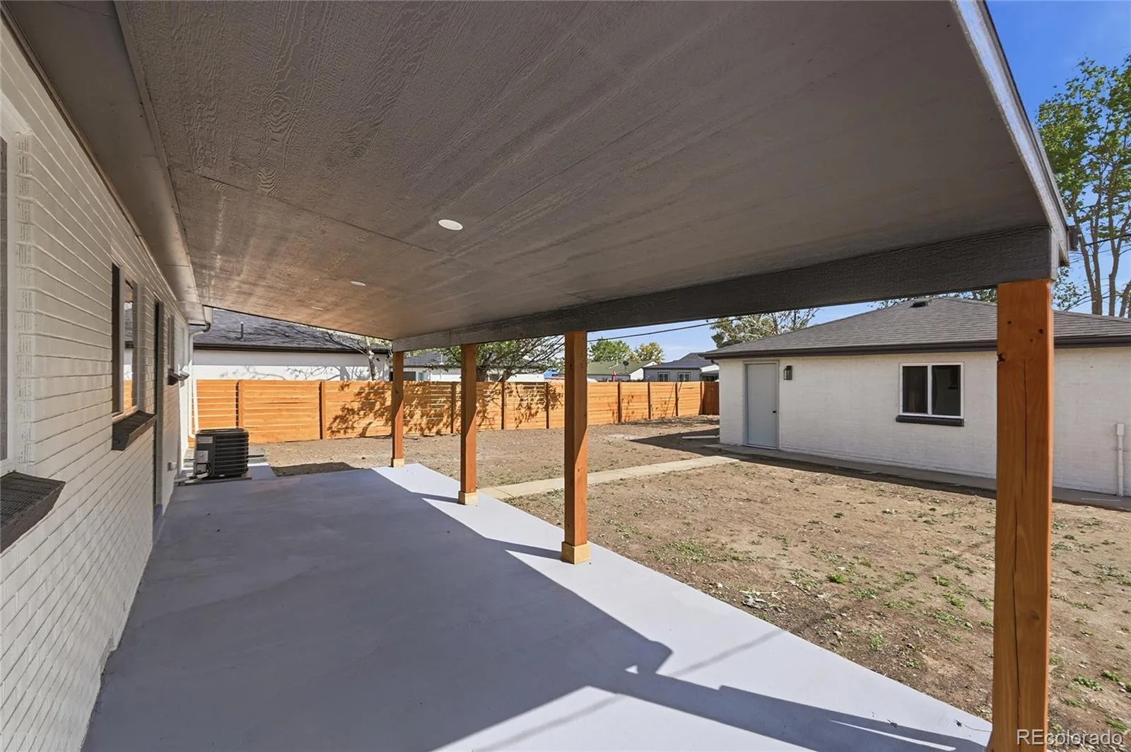 1550 W 52nd Avenue Denver CO 80221 MLS #REC4895506 06092026000232 1600 19