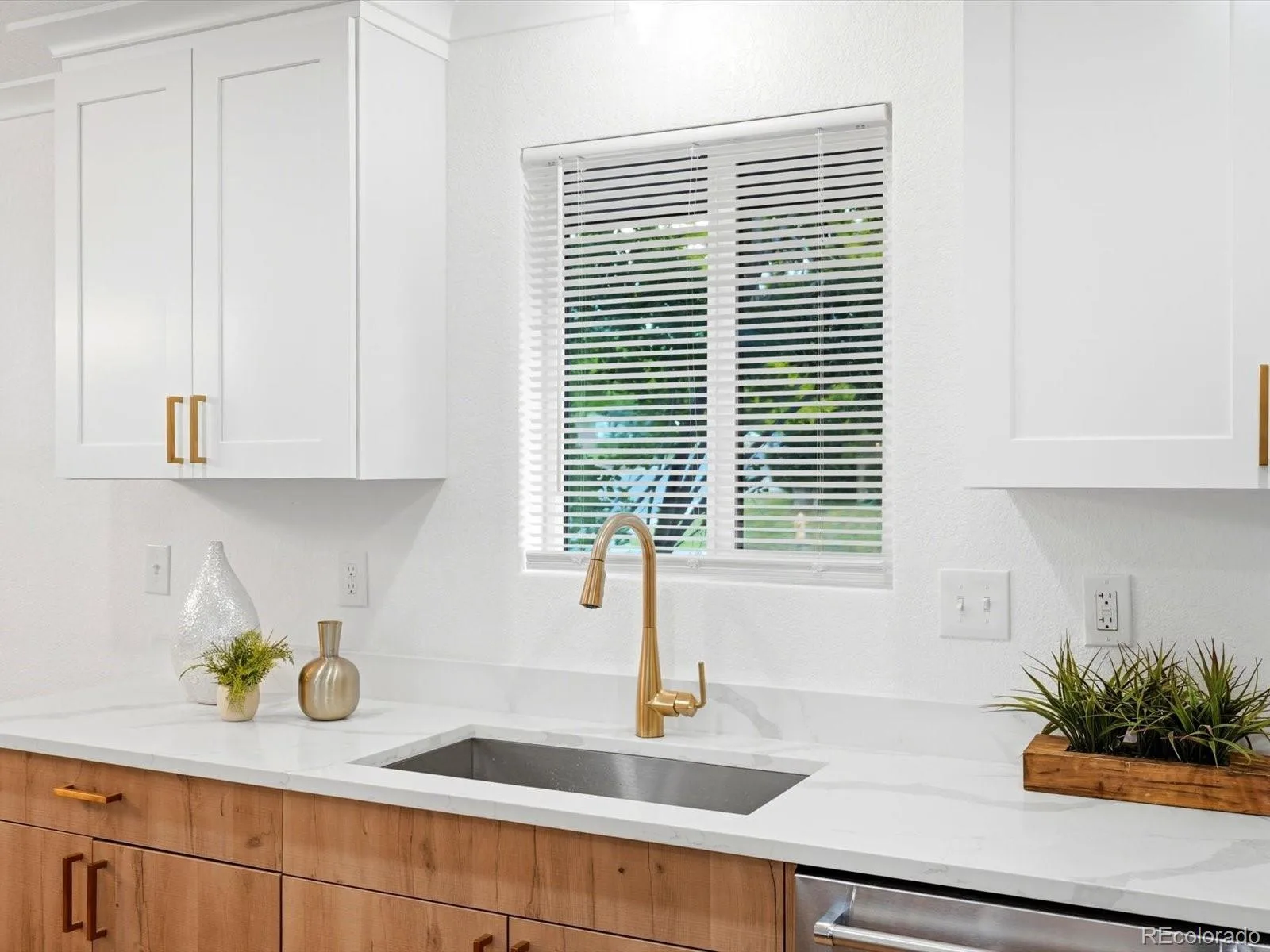 2451 S Holly Place Denver CO 80222 | MLS #REC4896463 08212026181849 1600 19