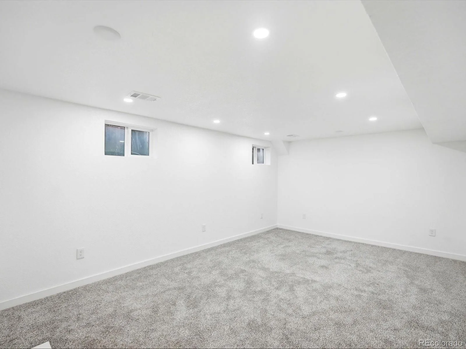 2451 S Holly Place Denver CO 80222 | MLS #REC4896463 08212026181849 1600 36