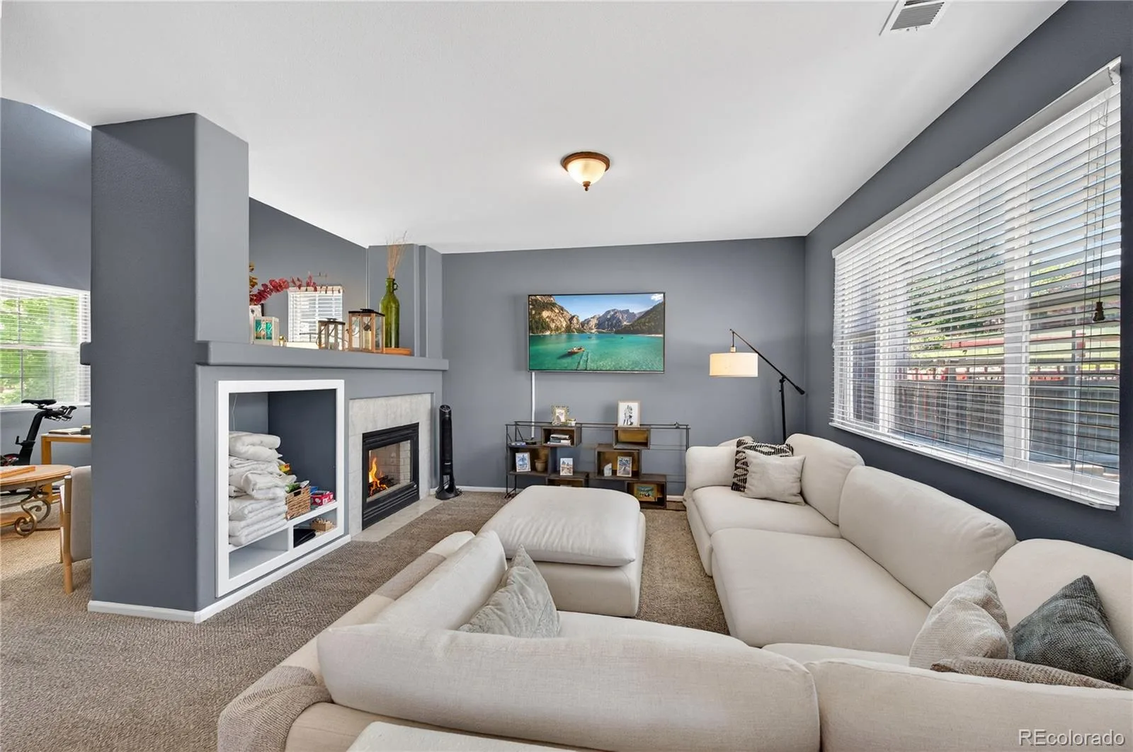 2757 Poplar Grove Place Castle Rock CO 80109 | MLS #REC4896952 06132026012542 1600 10