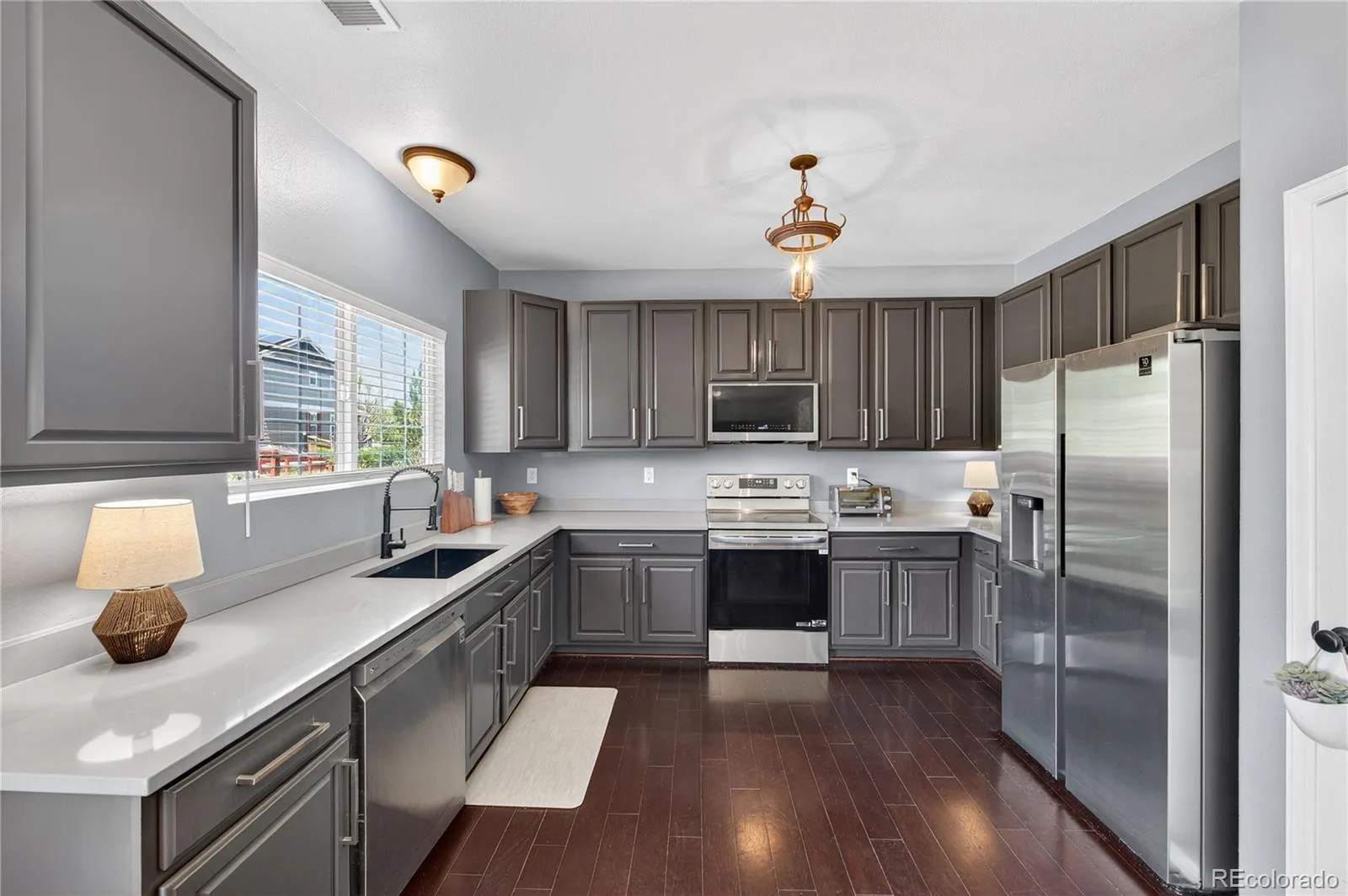 2757 Poplar Grove Place Castle Rock CO 80109 | MLS #REC4896952 06132026012542 1600 12