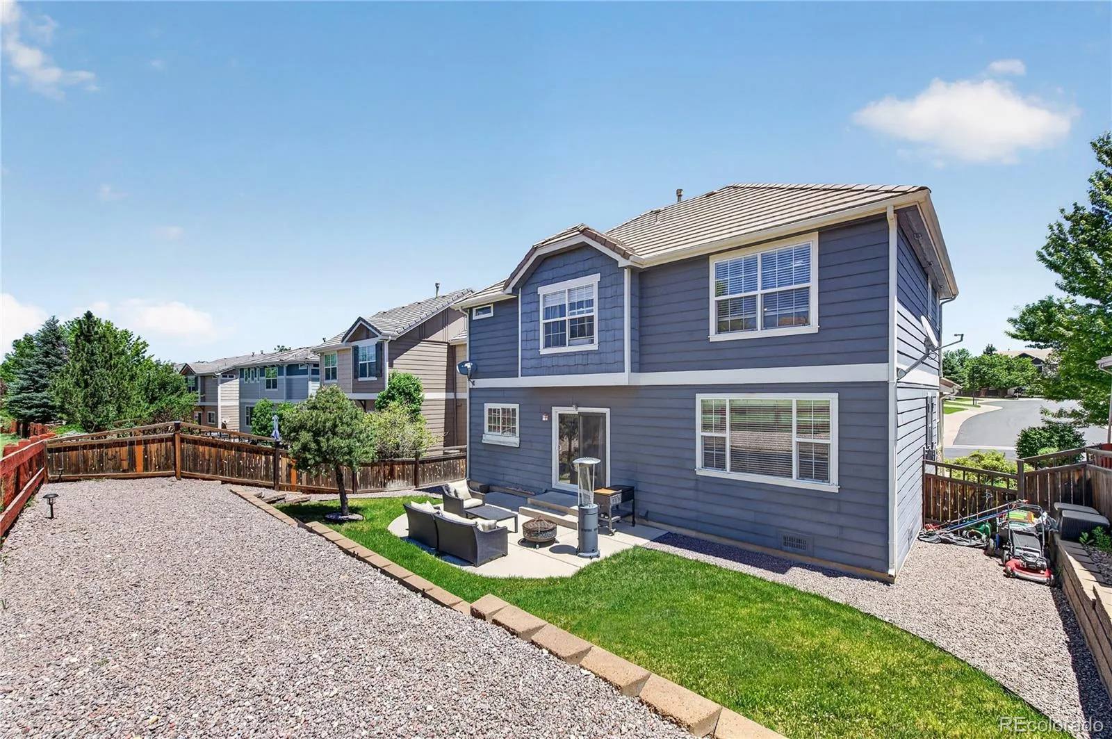 2757 Poplar Grove Place Castle Rock CO 80109 | MLS #REC4896952 06132026012542 1600 32