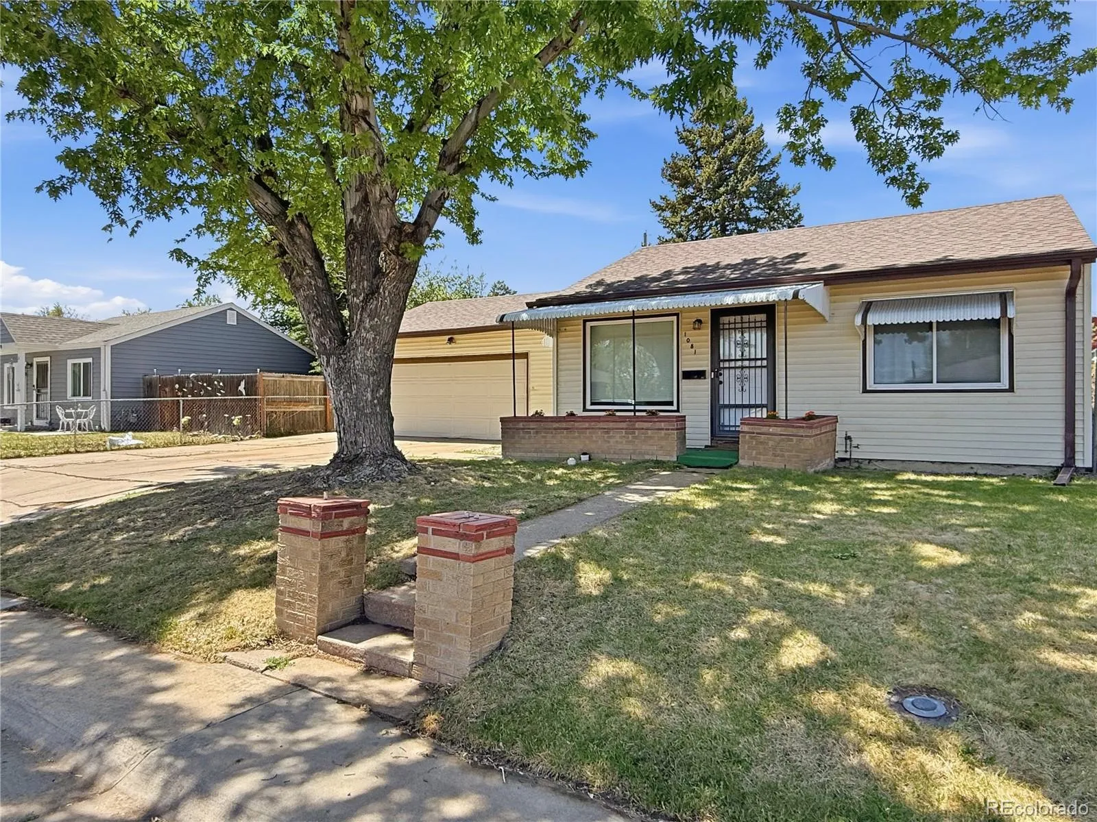 1081 S Knox Court Denver CO 80219 MLS #REC4896979 05142026125134 1600 1