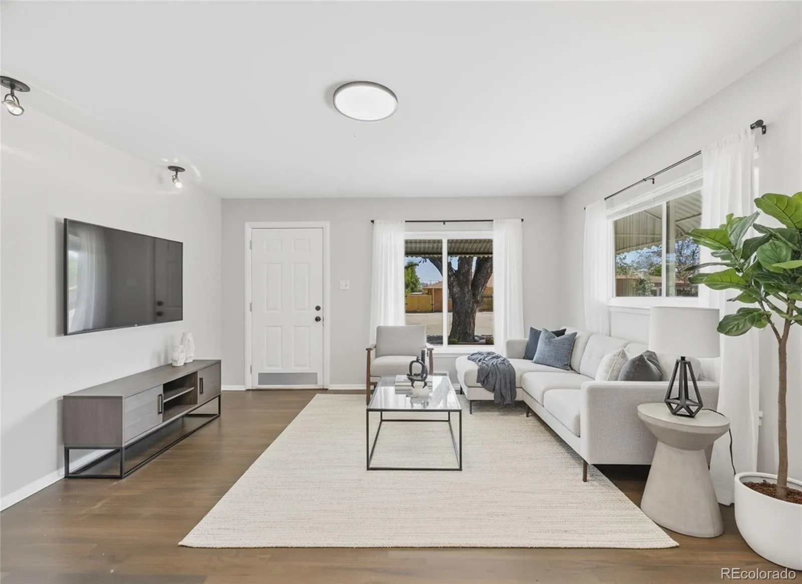 1081 S Knox Court Denver CO 80219 MLS #REC4896979 05142026125134 1600 6
