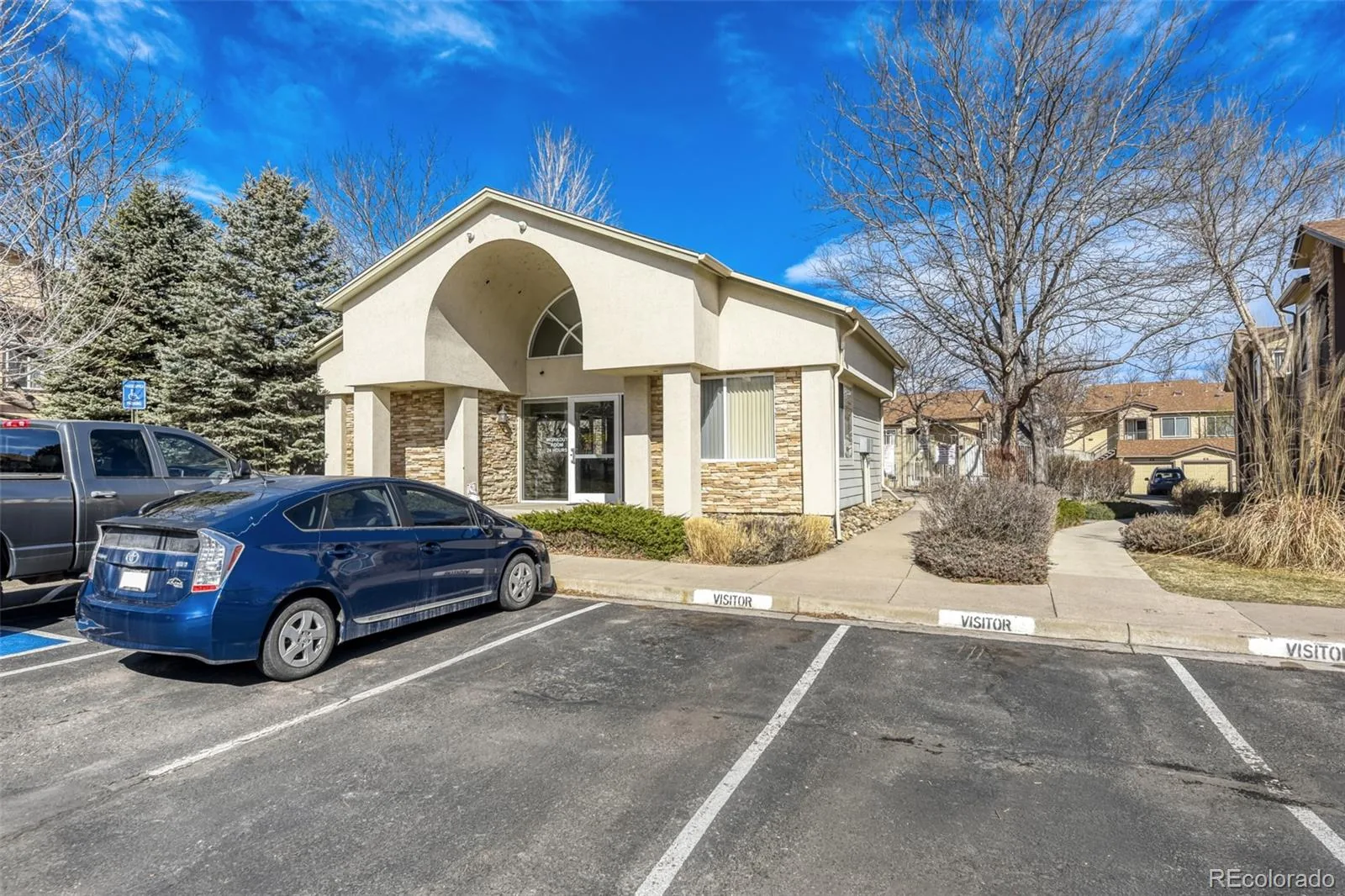 4875 S Balsam Way #9-104 Littleton CO 80123 | MLS #REC4900967 08052026070140 1600 1