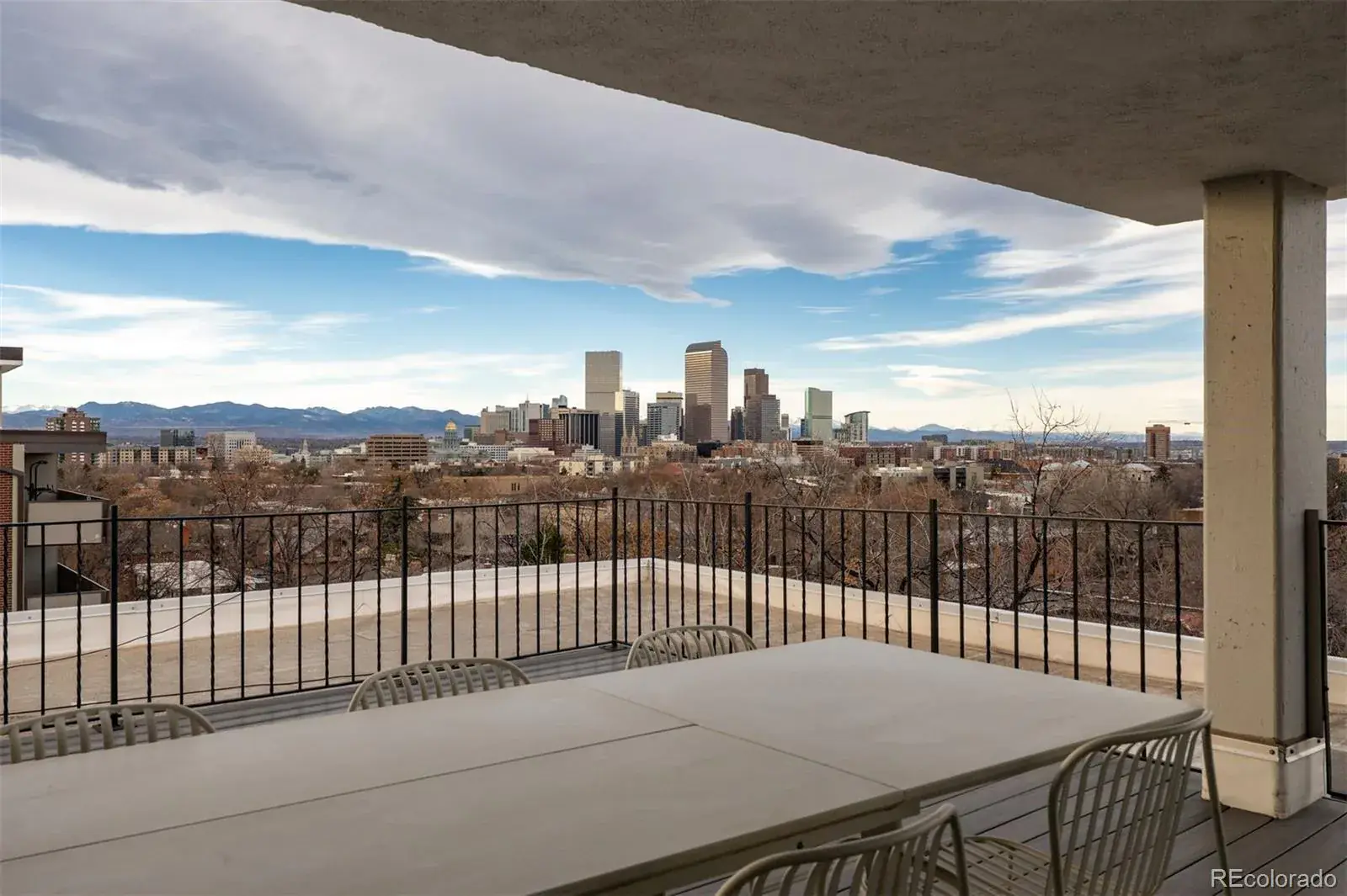 01062026001805 1600 28