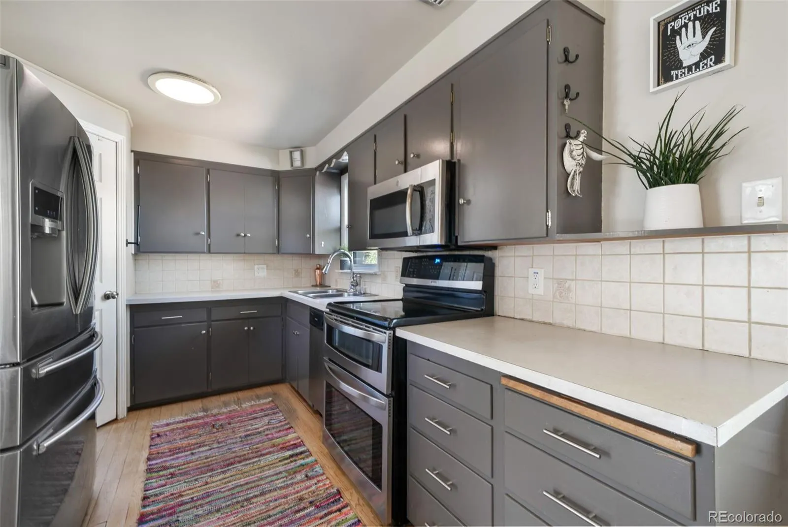 6303 S Prescott Street Littleton CO 80120 MLS #REC4901794 04232026222507 1600 17