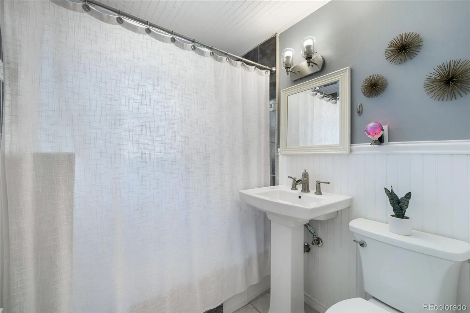 6303 S Prescott Street Littleton CO 80120 MLS #REC4901794 04232026222507 1600 27