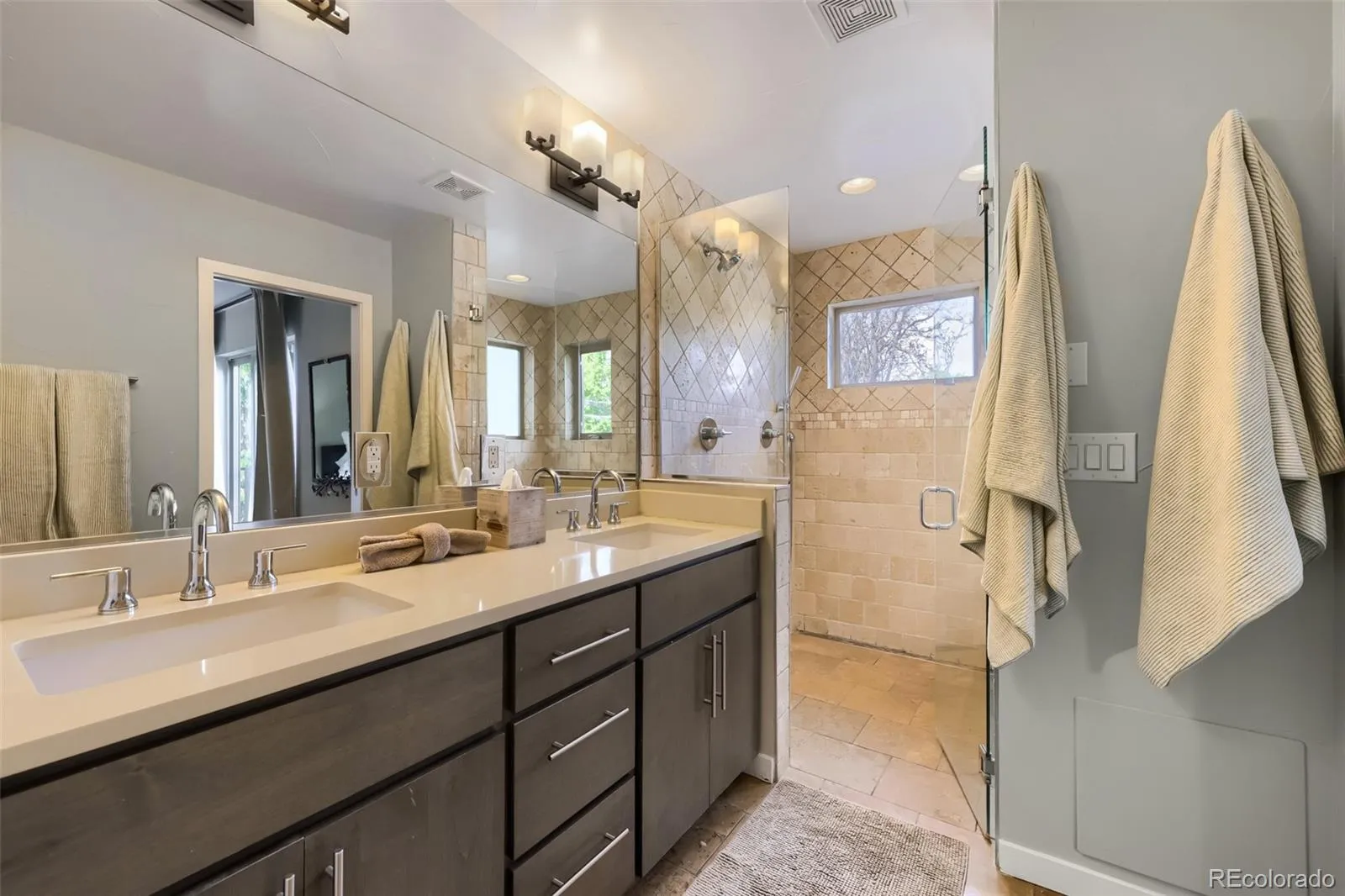 1426 S Pearl Street Denver CO 80210 MLS #REC4902878 05152026195635 1600 18