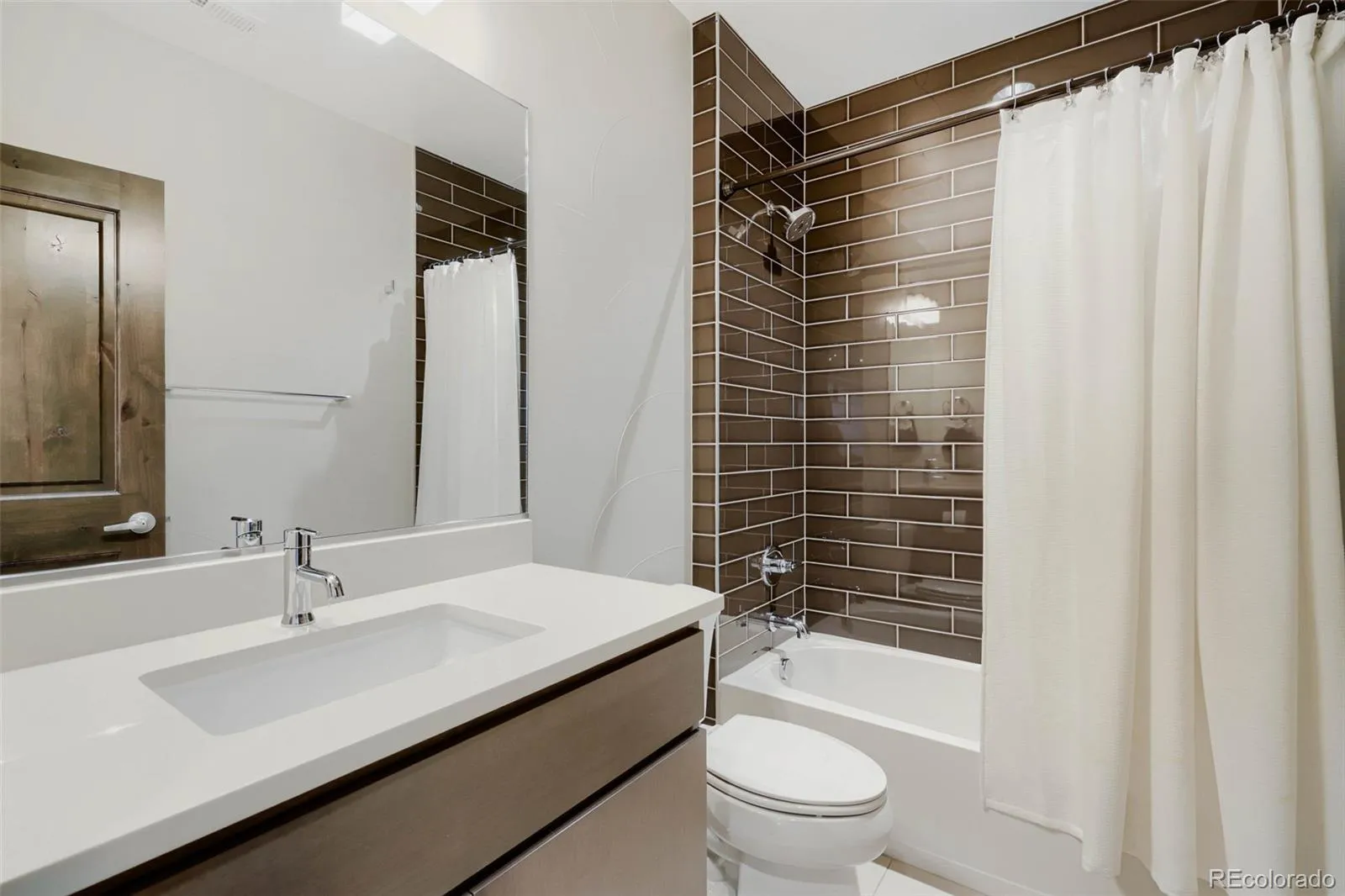1426 S Pearl Street Denver CO 80210 MLS #REC4902878 05152026195635 1600 35