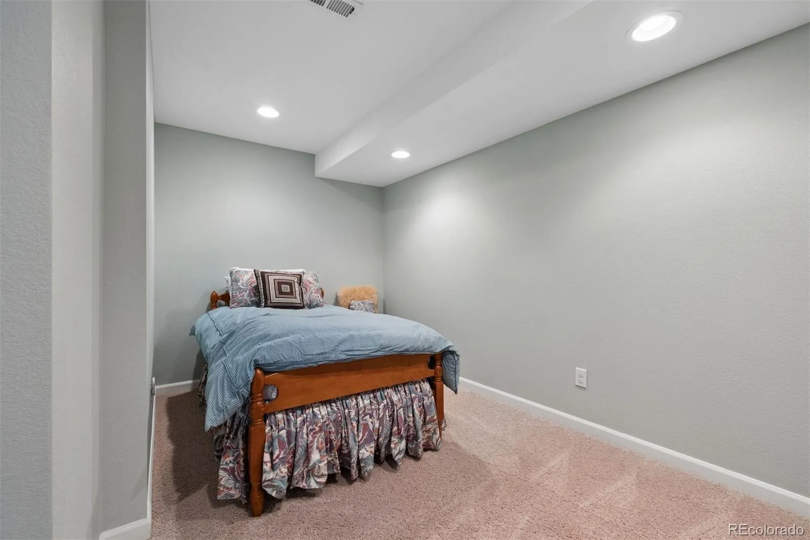9510 Harford Court Highlands Ranch CO 80126 MLS #REC4903638 05052026040918 1600 37