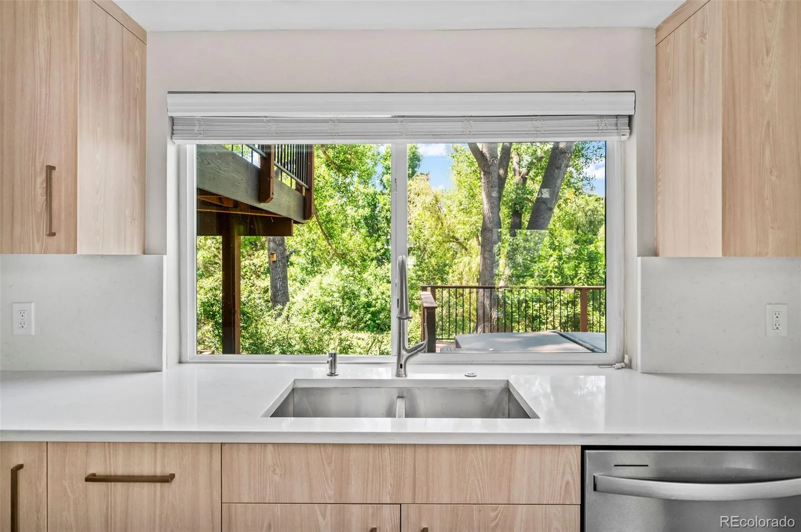 2434 Park Lane Littleton CO 80120 MLS #REC4905612 07082026201251 1600 10
